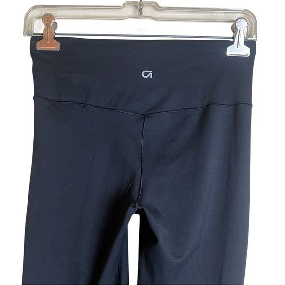 Gap fit black eclipse flare leggings. Size xs - Picture 5 of 7